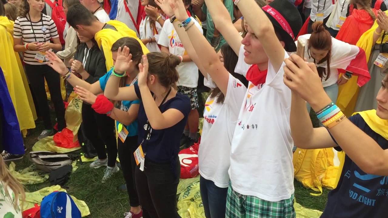 Pilgrims singing at World Youth Day
