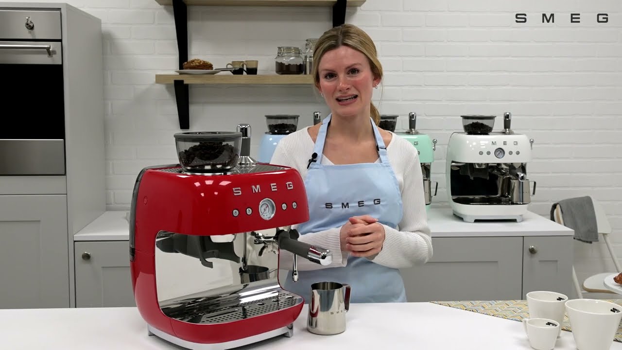 Explore the Smeg EGF03 Manual Espresso Coffee Machine with Built-in Grinder!