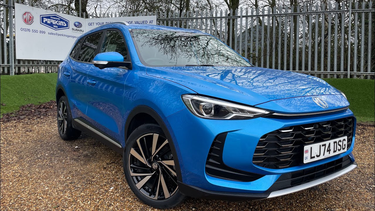 MG ZS TROPHY HYBRID+ 1.5L 194PS AUTOMATIC HEV BATTERSEA BLUE BRAINTREE 