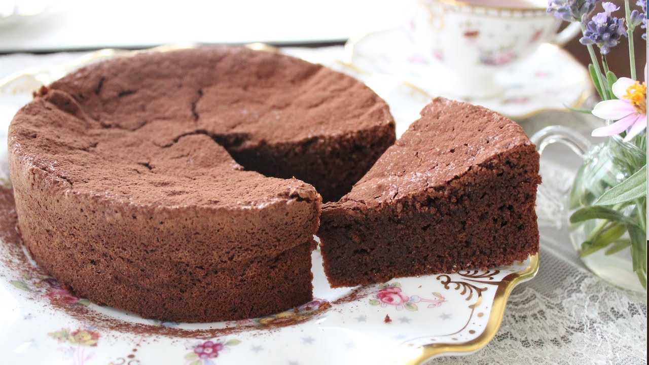 アーモンドプードルで作る小麦粉なし 濃厚リッチチョコレートケーキの作り方　How to make Flourless Moist & Rich Chocolate Cake