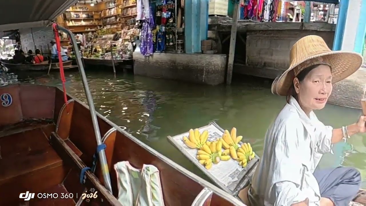 Damnoen Saduak Floating Market 丹能莎朵水上巿场