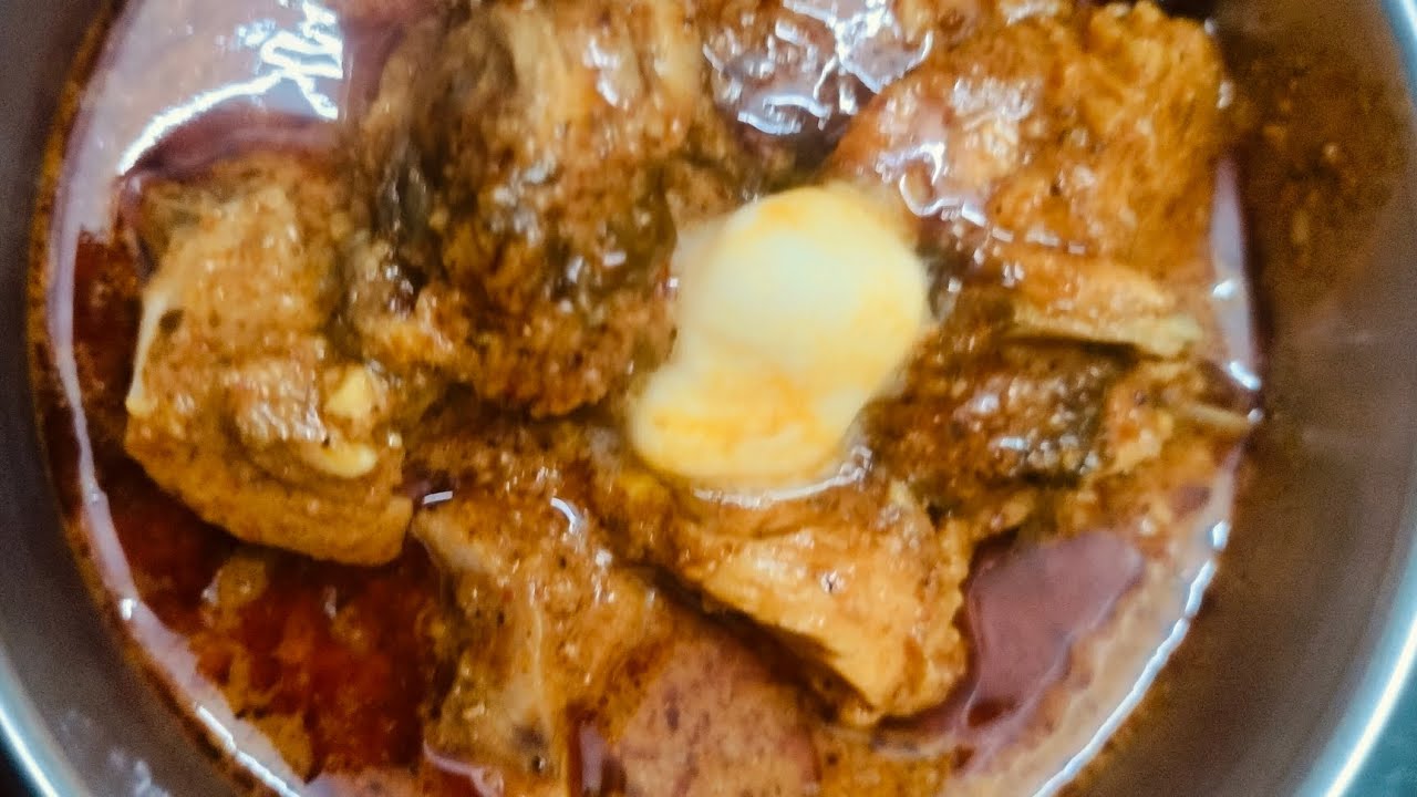 Tumhi as Butter Chicken kadhi khallay ka😋 #chikankari #butterchicken #rassachikanbhaji