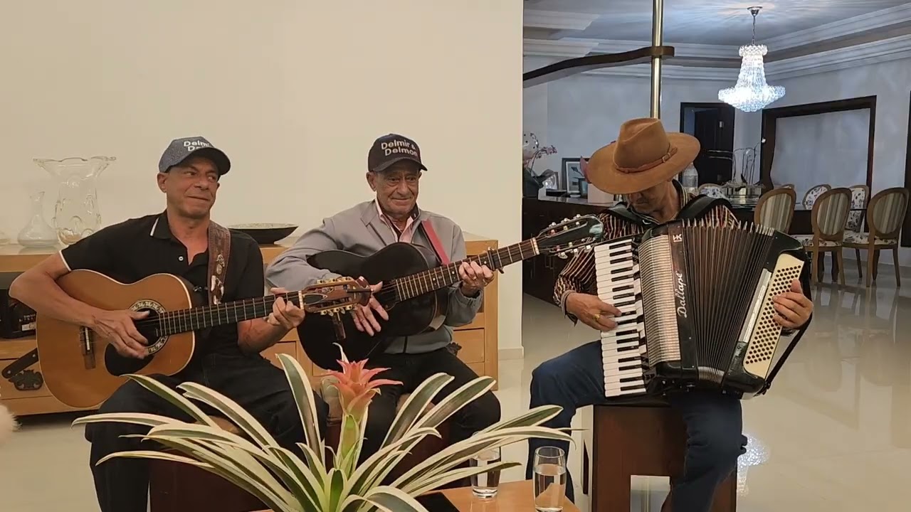 Delmir, Luciano e Vaninho Boiadeiro - Flor de Açucena 
