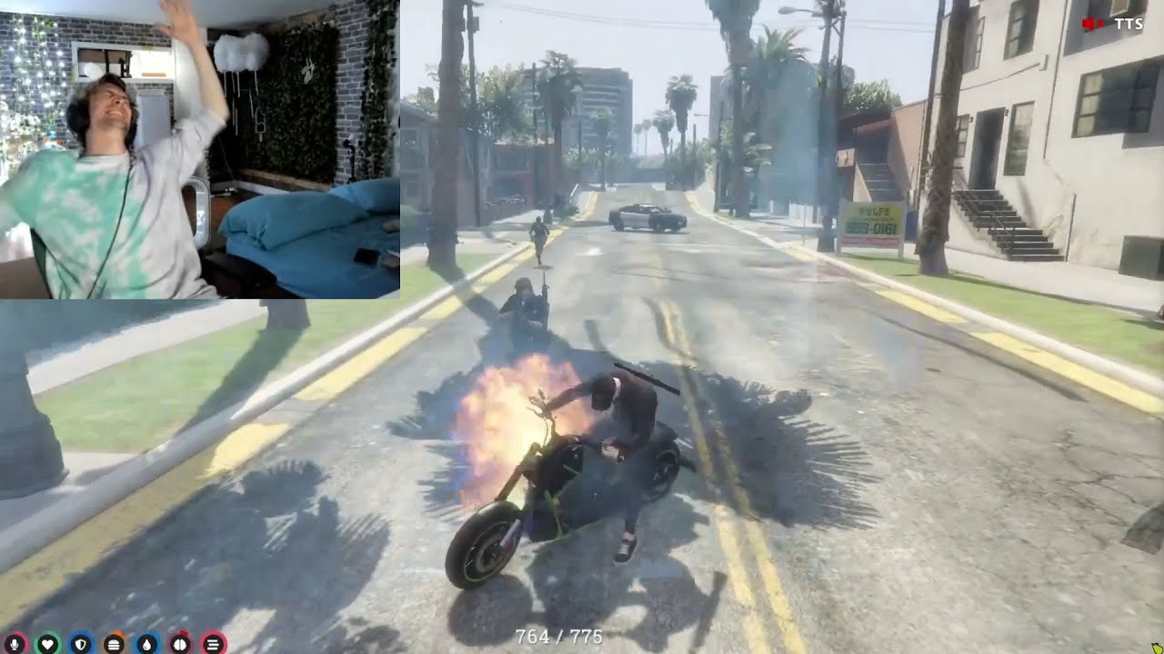 XQC Breaks Reacting To Richard Get Foot EMP'd 5 Times. | NoPixel GTA RP