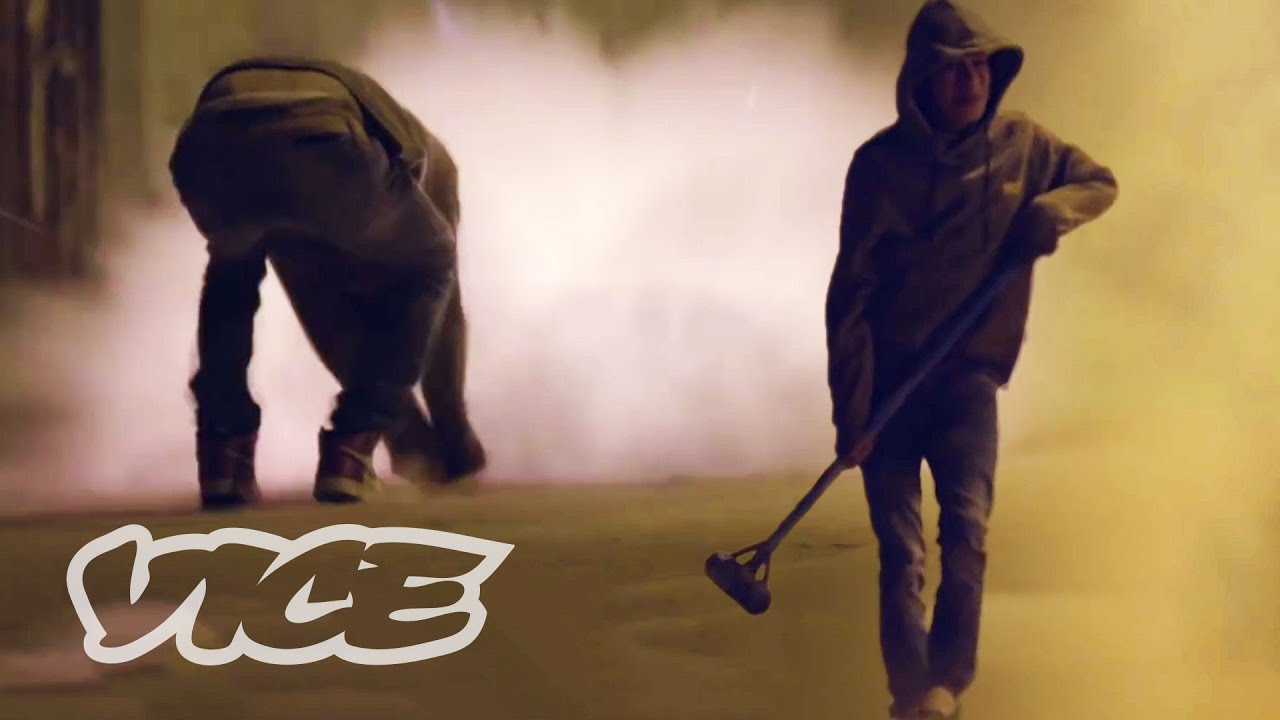The 300-Year-Old Exploding Hammer Tradition of Mexico