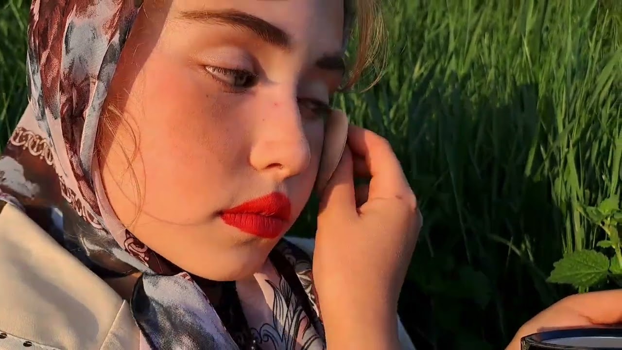 Iubește-mă Dora  🌼