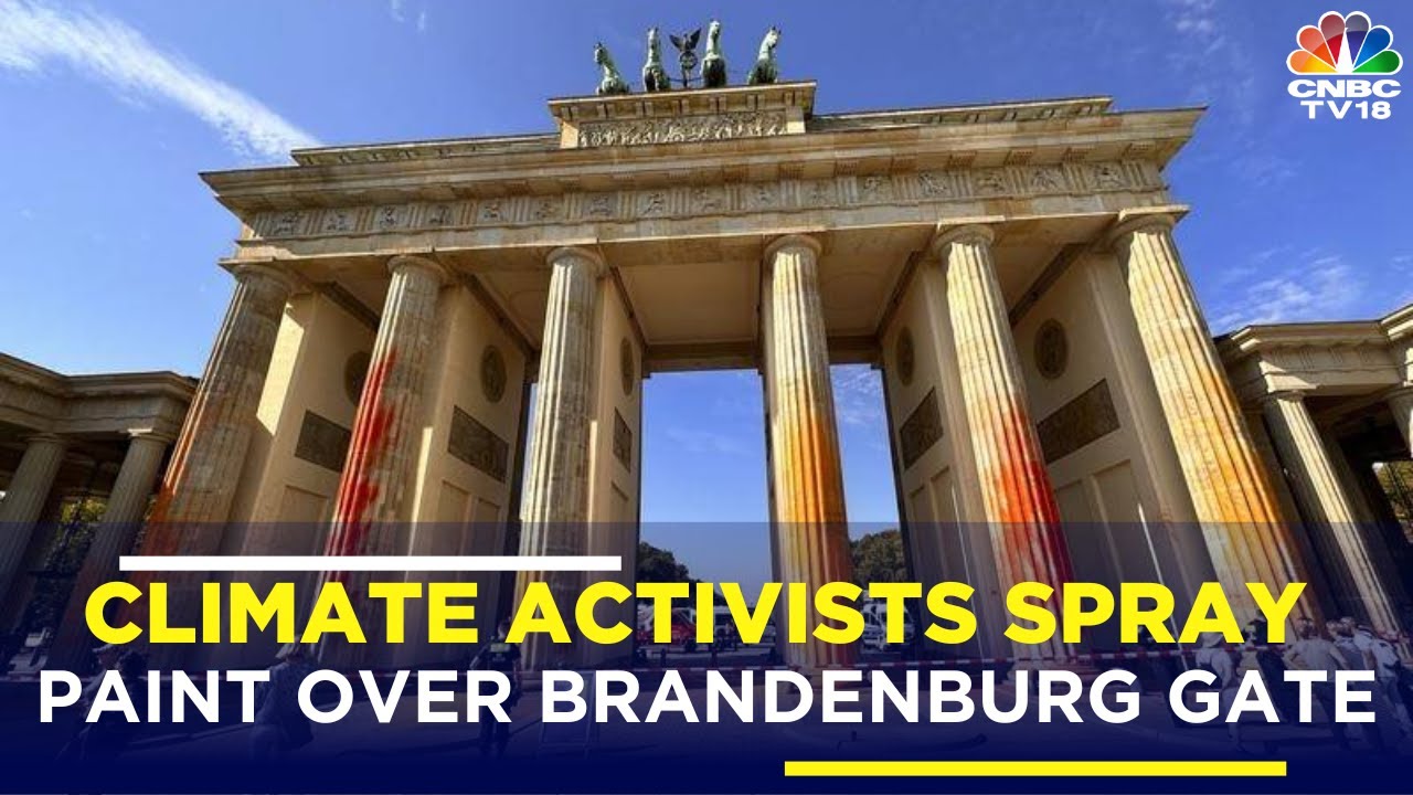 Berlin | 14 Climate Activists Arrested In Berlin For Colorful Brandenburg Gate Protest | IN18V