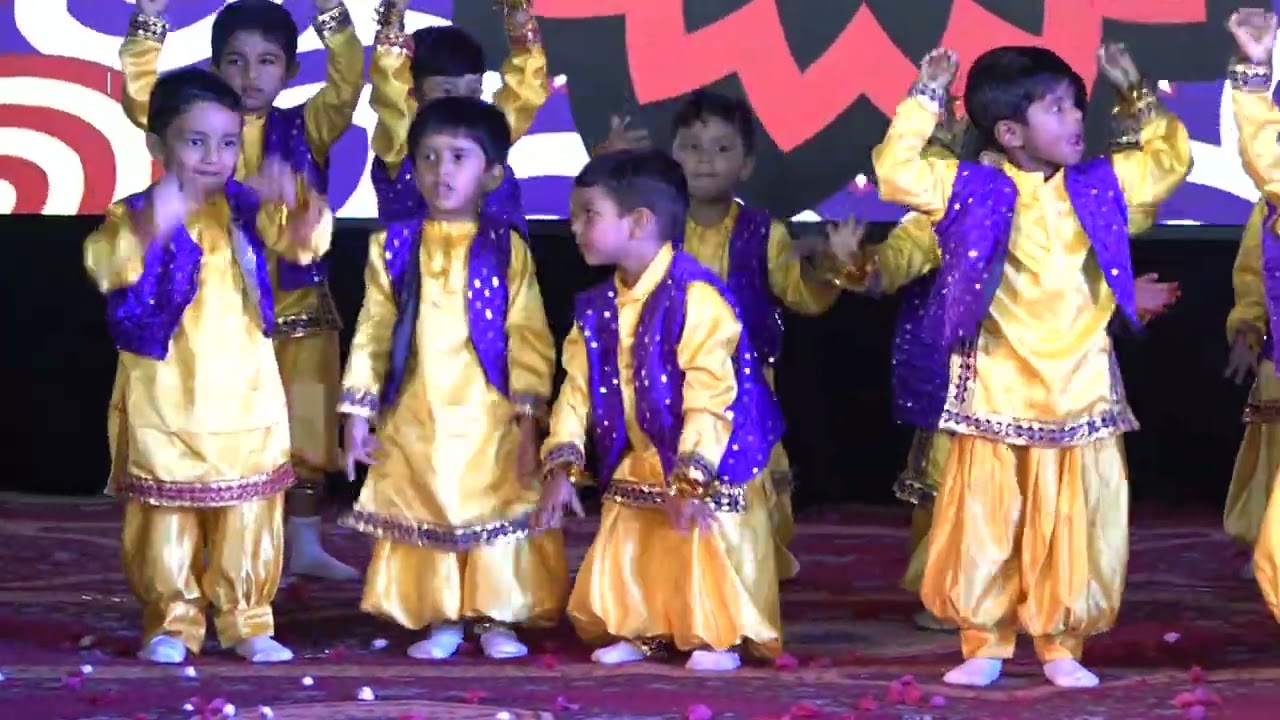 GROUP DANCE BOYS BEGINNER A