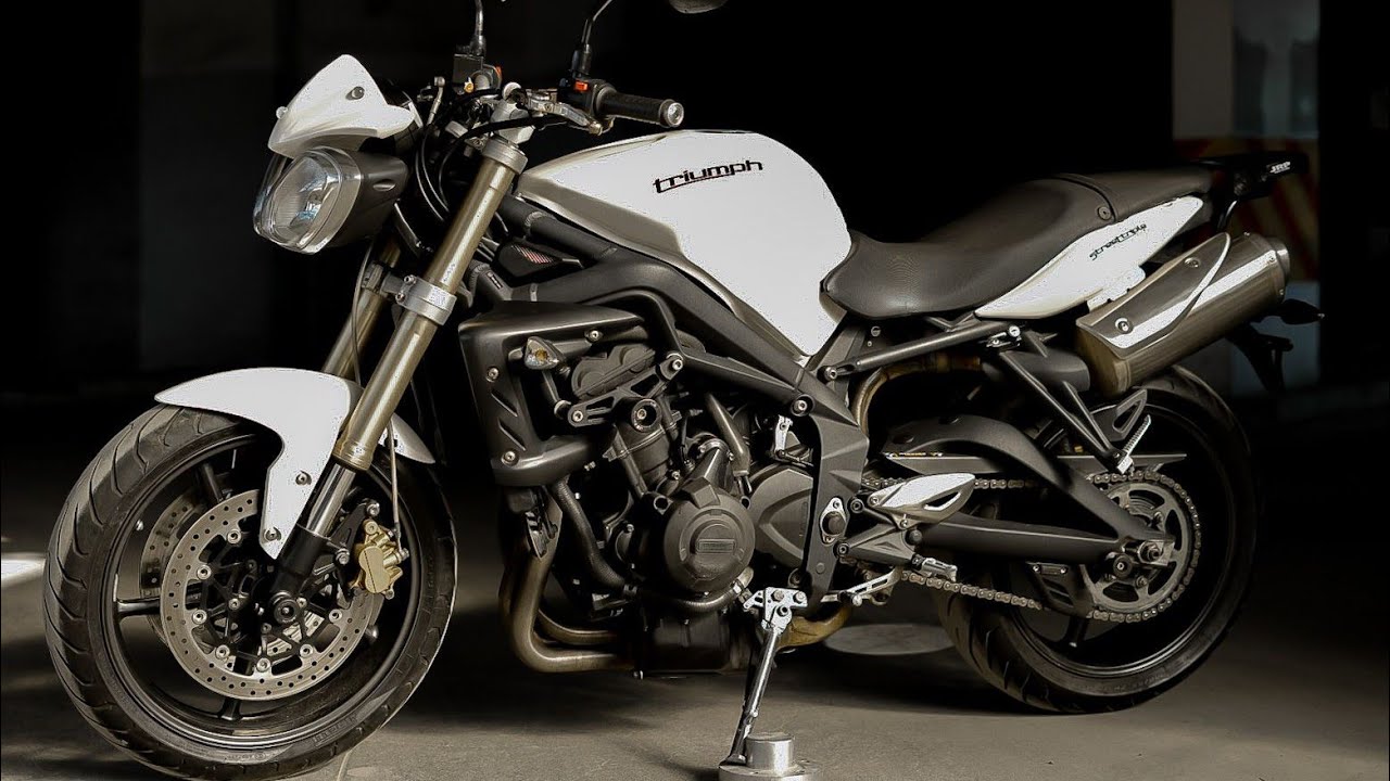 Triumph Street Triple 675 2012 года из Японии - самый быстрый в классе 600 - 700 кубов 💣💣💣