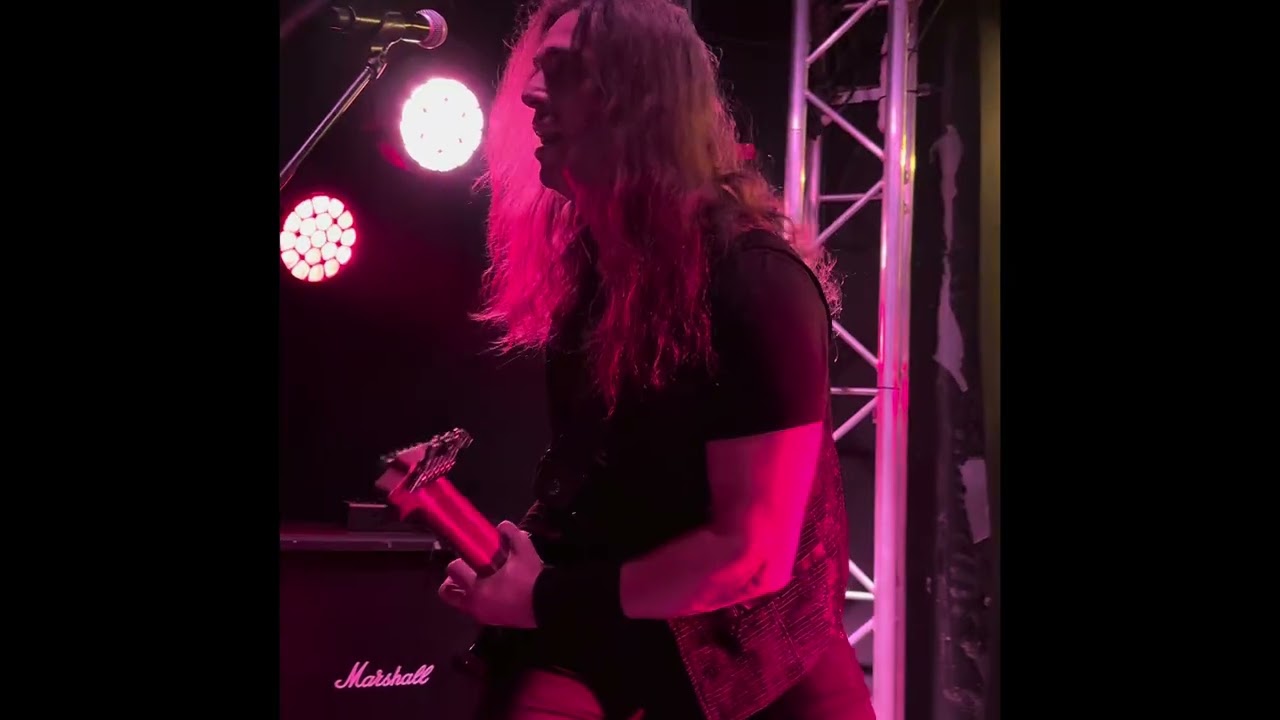 Kiko Loureiro - Blindfolded/ Reflective/ Pau de arara/ Mind Rise (6:45 KK Ankara)