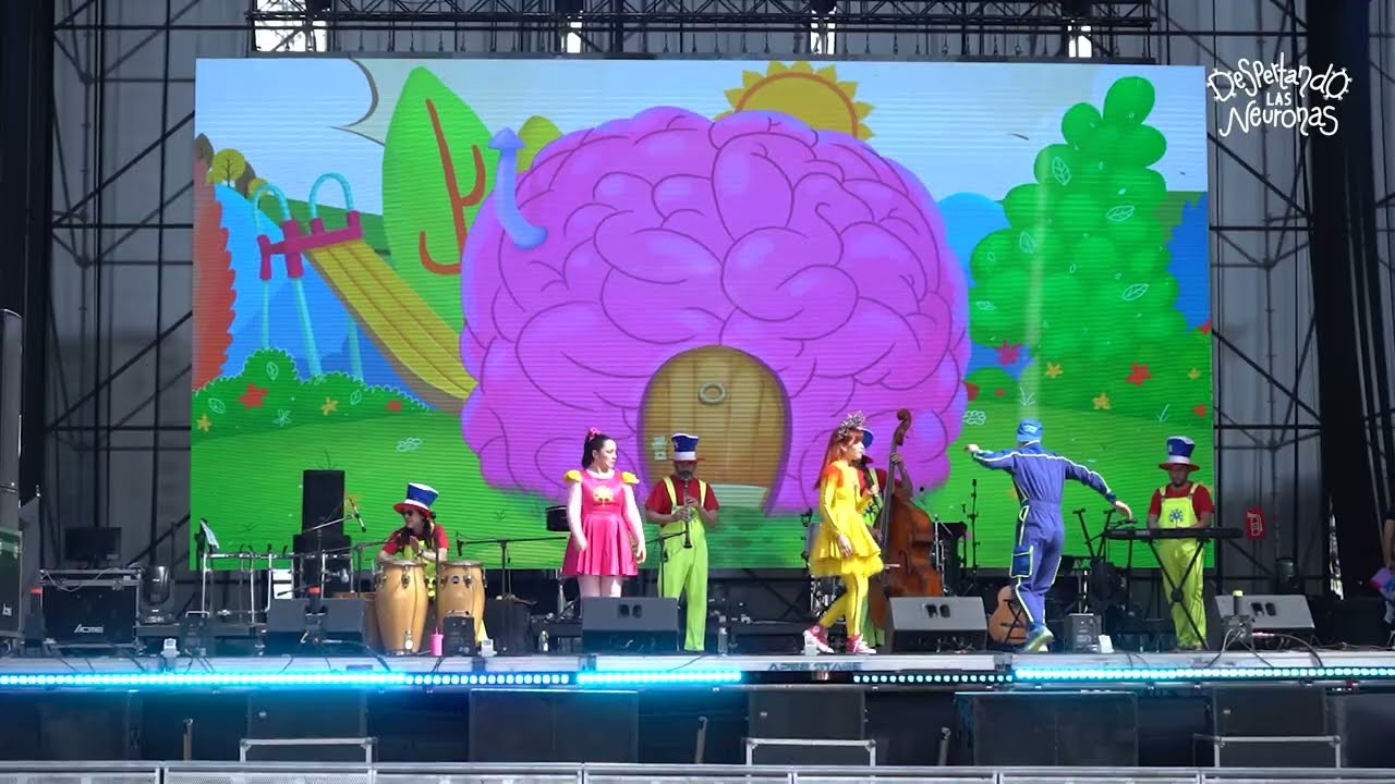 Los grandes éxitos de DN en el Estadio Nacional, Fonda Corazón de Chile- Despertando las Neuronas