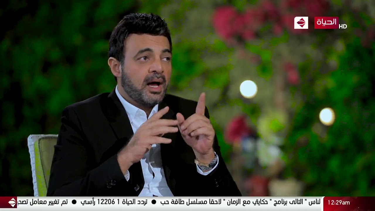 واحد من الناس - يتحدث الفنان عمرو محمود ياسين عن تفاصيل اللحظات الأخيره في  حياة والده ووفاته