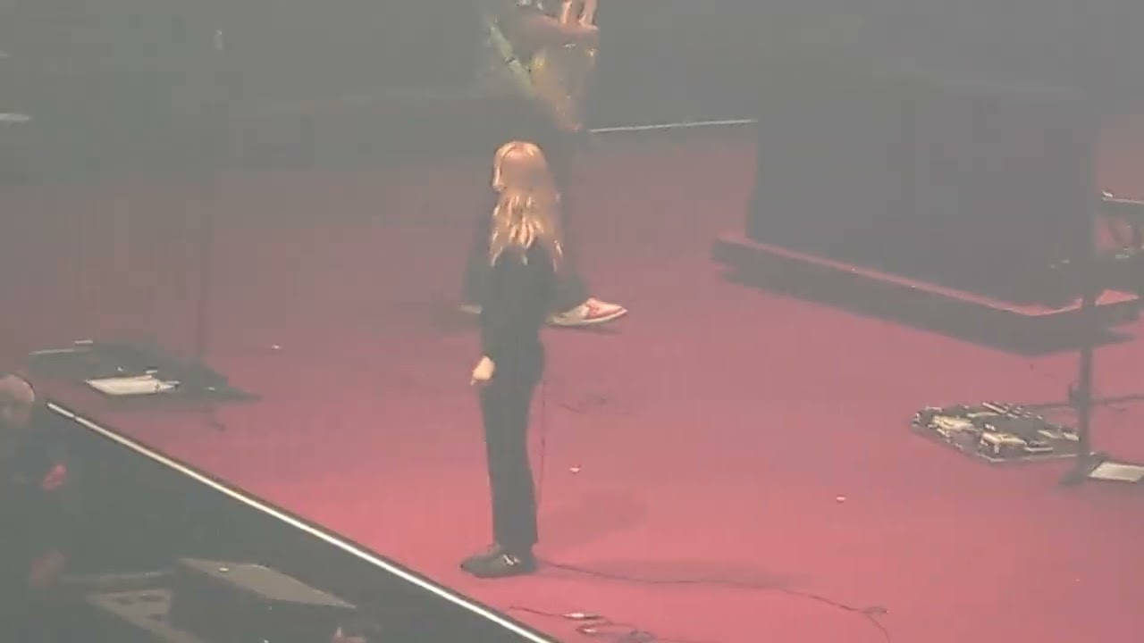 Paramore - Misery Business (Live in Brisbane, Australia - 23/11/2023)