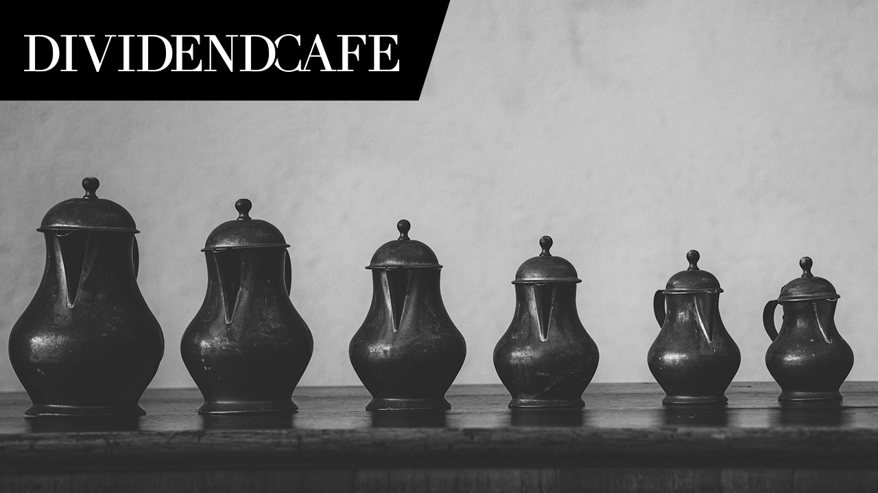 Dividend Cafe - AI Productivity and Bounced Checks