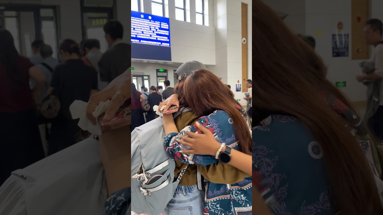 চলে যাওয়ার মুহূর্ত কখনোই সুন্দর হয় না 💔 #china #graduation #students #doctors #friends #goodbye