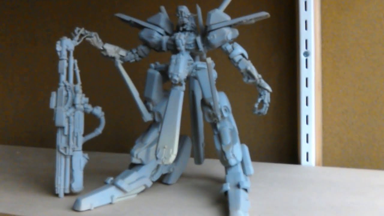 zzガンダムver.ko(小林誠)のガレージキットです。サフ状態での途中レビューです。コトブキヤ1:144若干改造