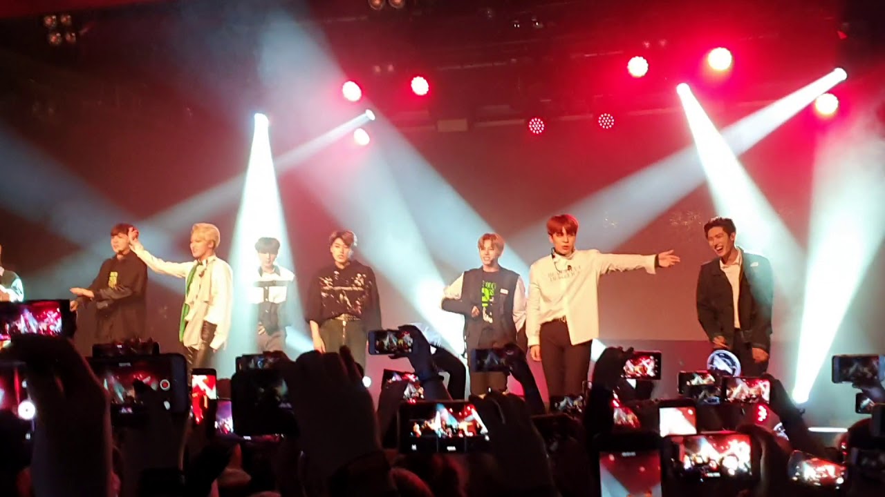 ATEEZ Random Play Dance (Suju, Red Velvet, Monsta X, Twice, Block B)(ATEEZ in Berlin) [190409]