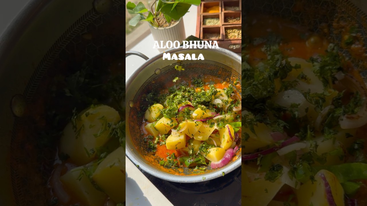 Aloo bhuna masala😍#shortsbeta #youtubeshorts #aloobhunamasala #explorepage #shortsfeed #aloorecipes