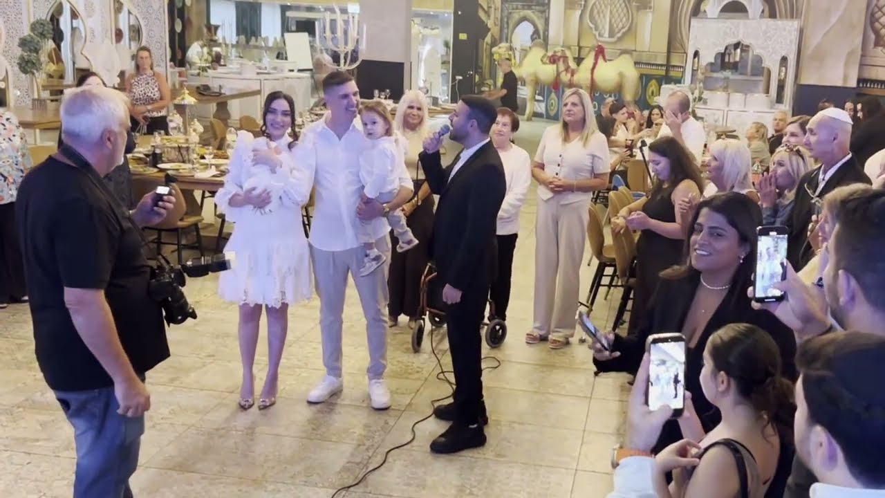 זמר לברית מרגש ומוהל לברית כניסה ועוצמה לאירוע ברית זה כאן