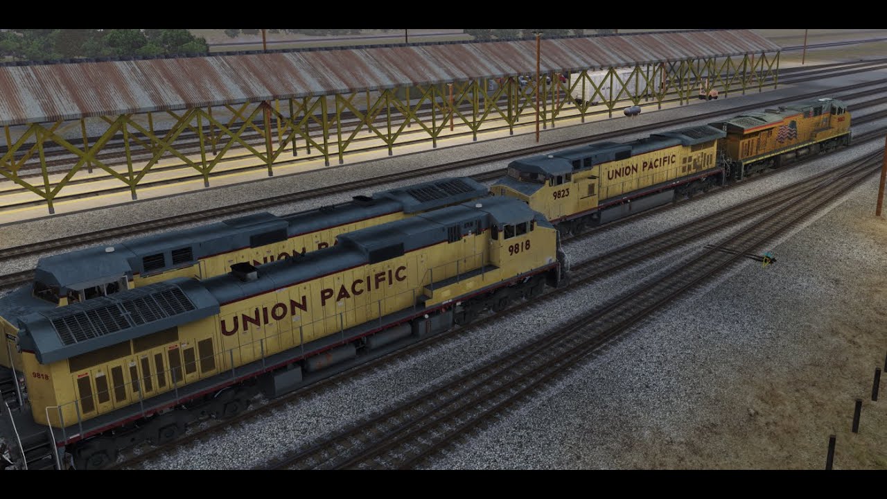 Run8 Train Simulator : Multiplayer operations on the Roseville DLC