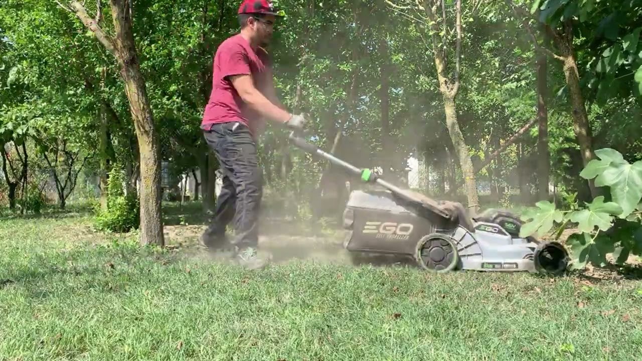 TAGLIAERBA ELETTRICO A BATTERIA PIU POTENTE AL MONDO EGO POWER LM1903E-SP