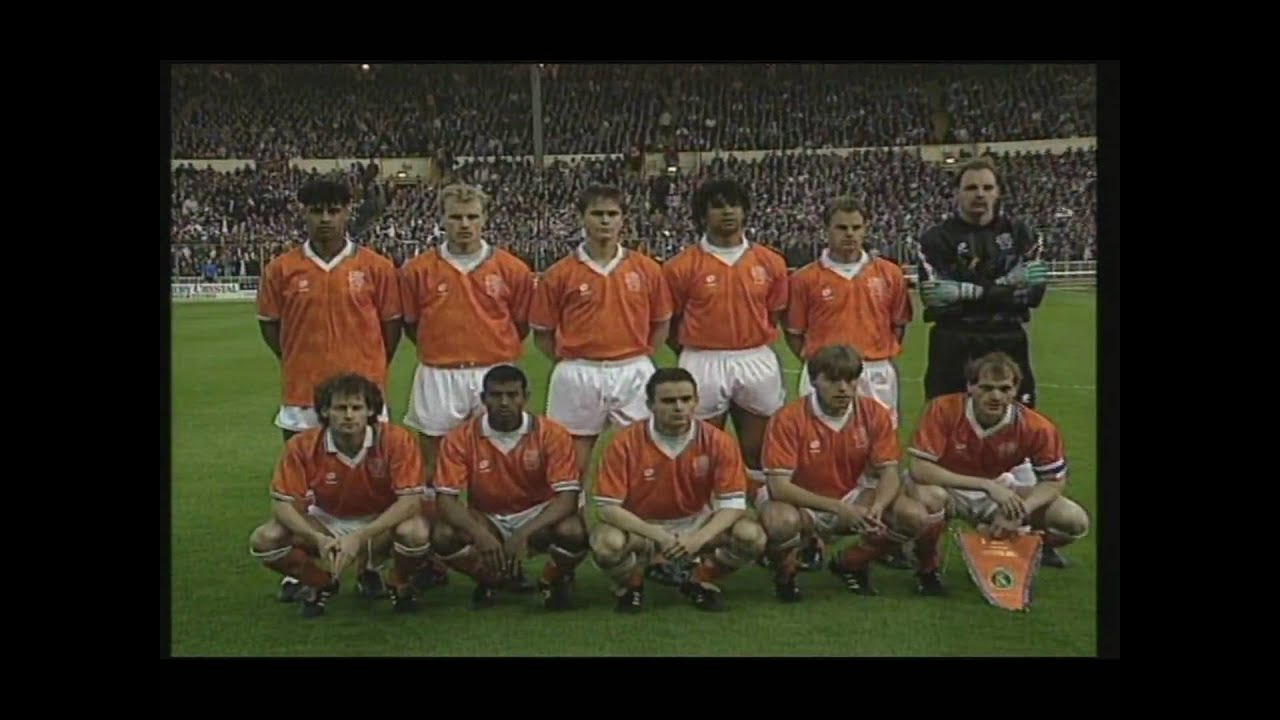 Dennis Bergkamp at Ajax 1987 - 1993 Compilation (HD)