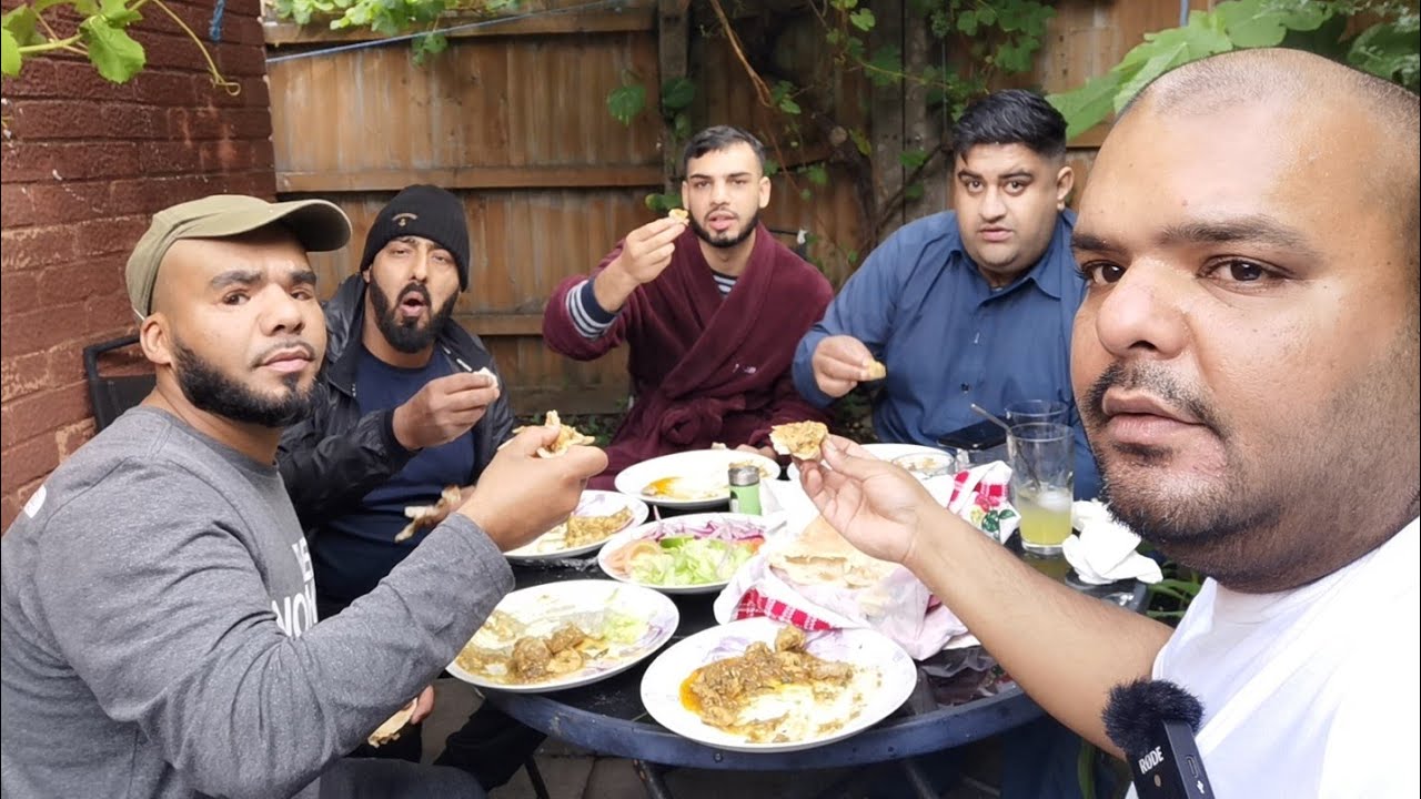 | Chicken Karahi | Log Fire  ( Pakistan village Style)