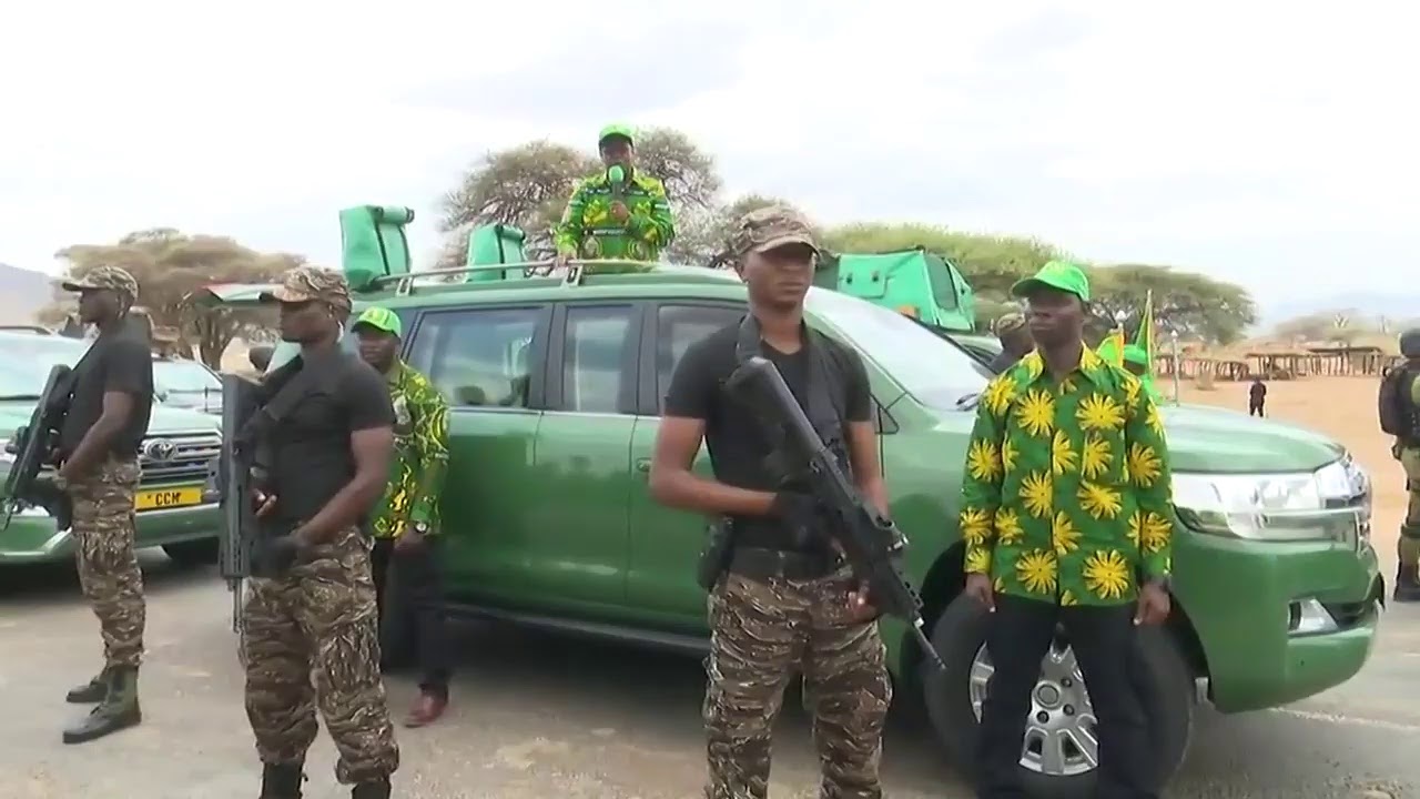 #LIVE_CCMTZ: MIKUTANO YA KAMPENI YA CCM KWA URAIS NA DKT. MAGUFULI #CHIPOGORO AKIELEKEA #IRINGA