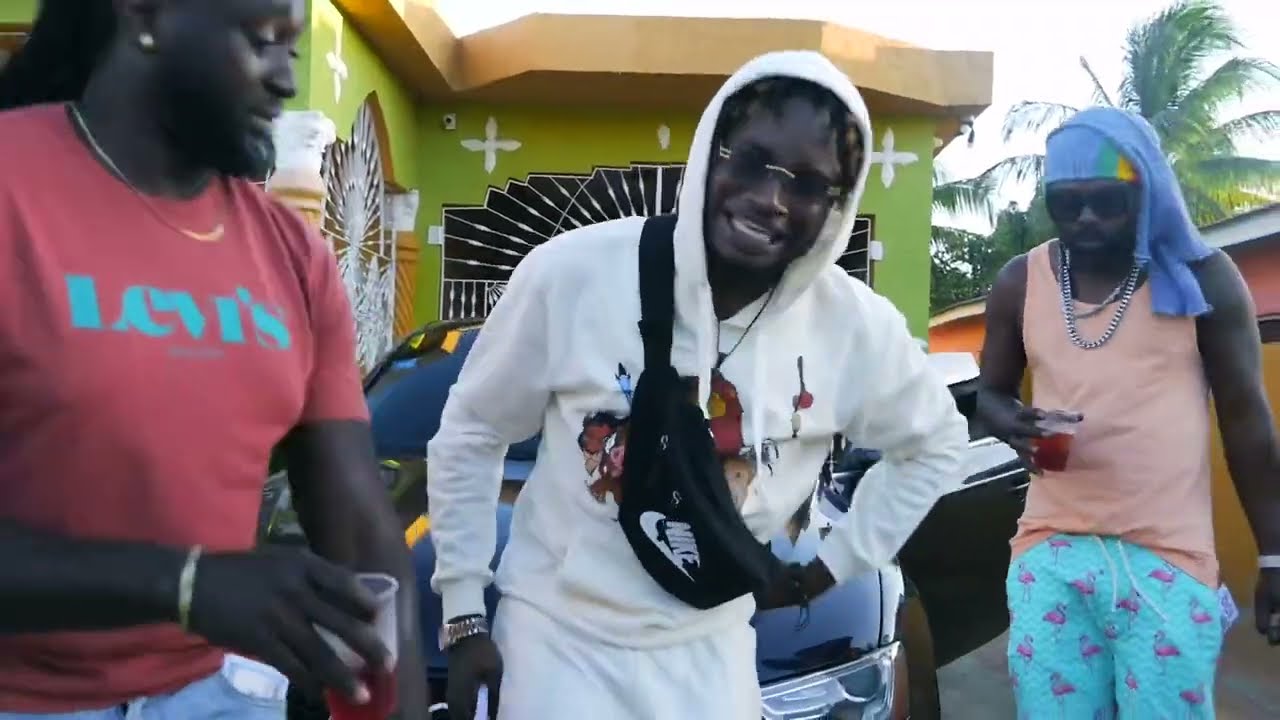 Real Na - Drug Dealer ( Official Music Video )