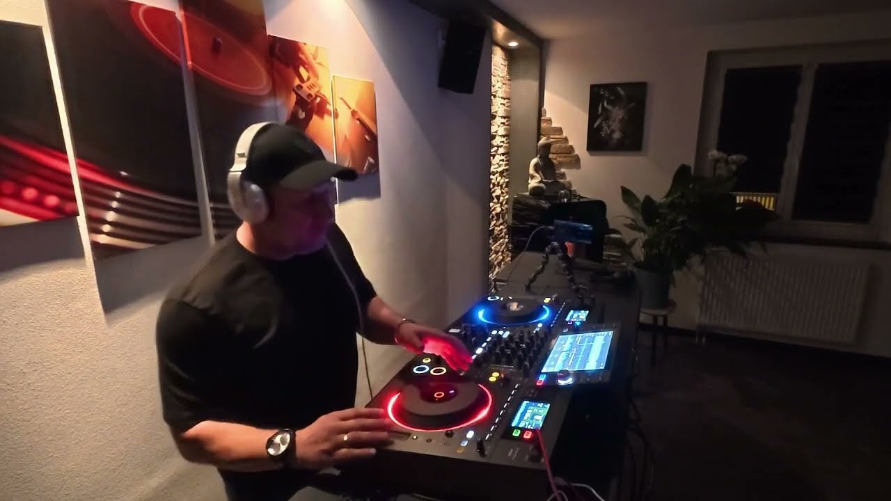 Global Groove Madness - DJ WN & ProTo Live Mix