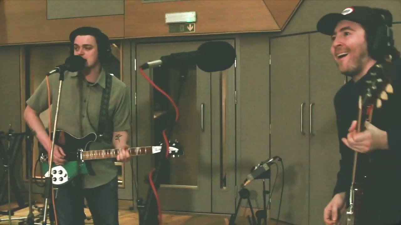 Eades - Liquid Gold (The Abbey Road Live Session)