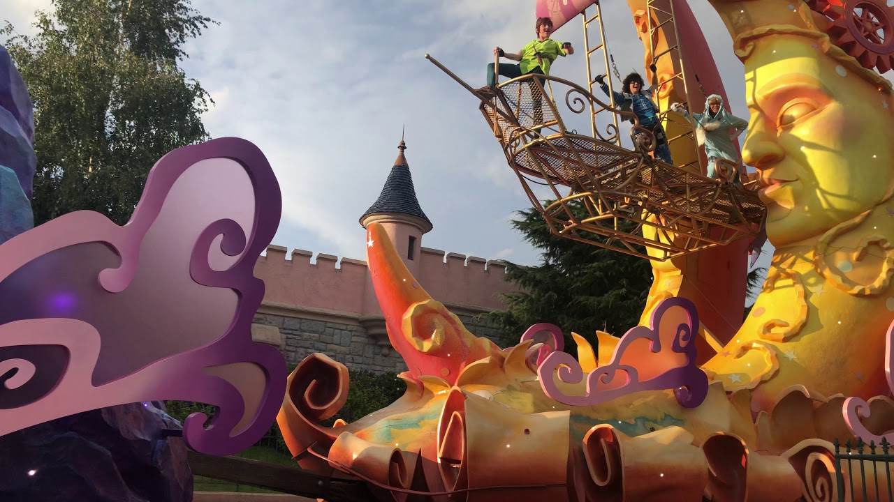 Disney Stars on Parade 2018 - 4K