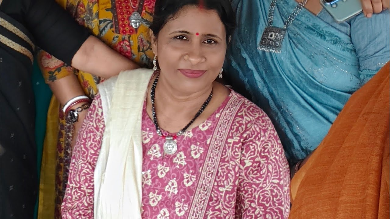 Anjali's Corner is live! যে হাসে সে সুন্দর,আর যে বাসায় সে আরও সুন্দর