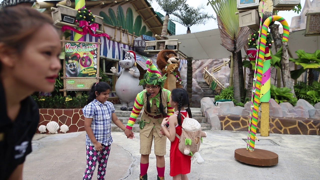 King Julien's Xmas party