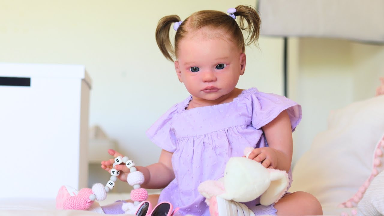 REACCIÓN DE ROMI ABRIENDO SU PRIMER BEBÉ REBORN Ada Sweet® (Unboxing Kiraz)