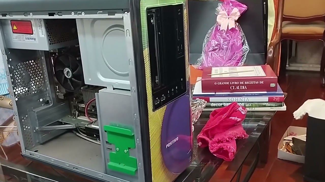 Pc Positivo mais luxuoso da &eacute;poca POSITIVO FACES
