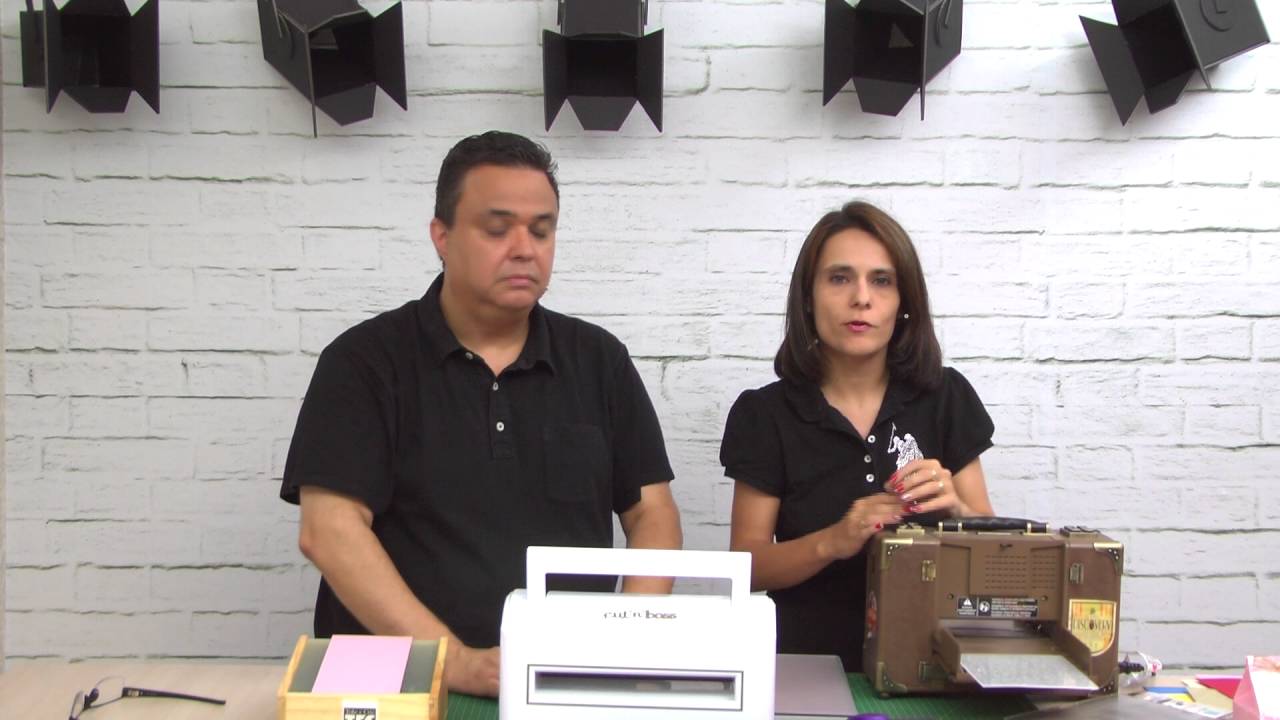 Paper Show 11 - Texturas e Relevos no Papel