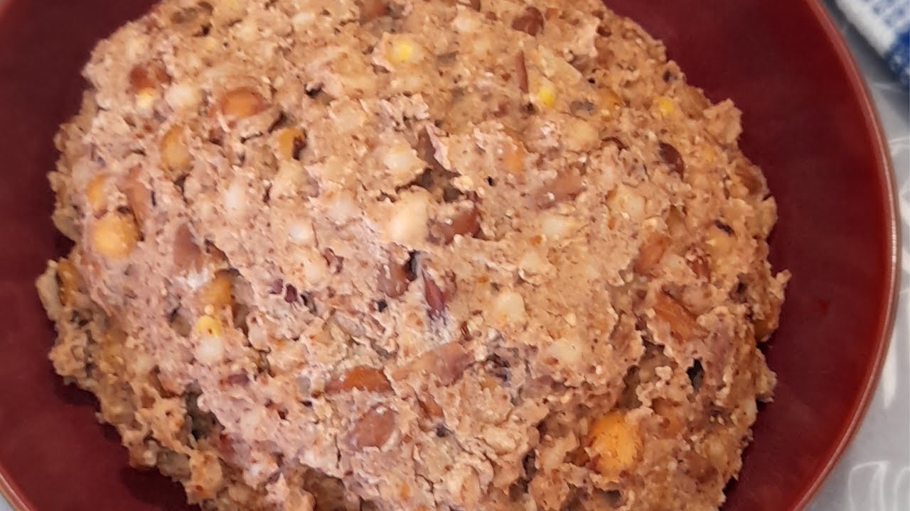 Tshidzimba- Samp with beans and nuts.