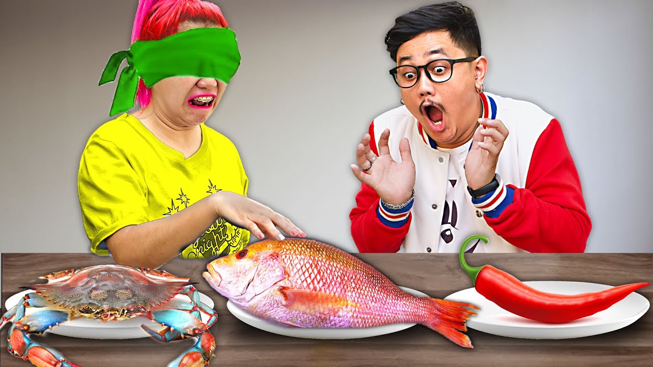 อะไร อยู่ ในจาน? ใคร จับโดนอะไรกินสิ่งนั้น