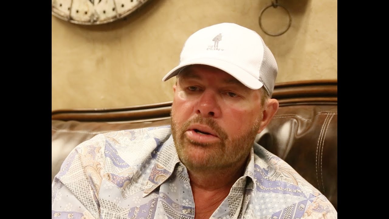 Toby Keith celebrates the 25th anniversary of his breakout hit