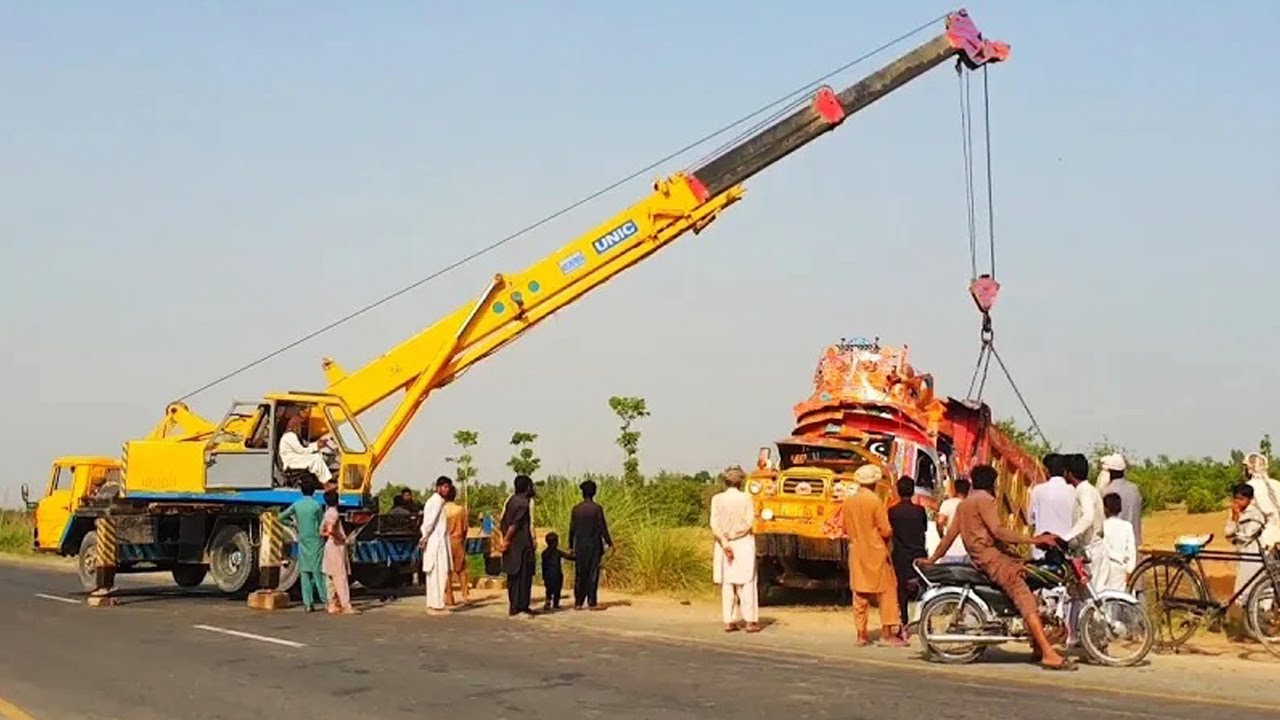 Rescue Operation Dump Truck 🚚  Accident