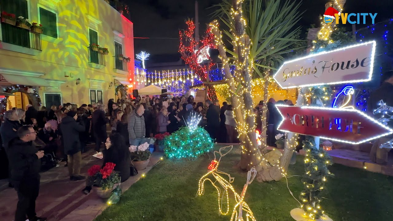 Natale a Torre del Greco: la città  inizia ad illuminarsi