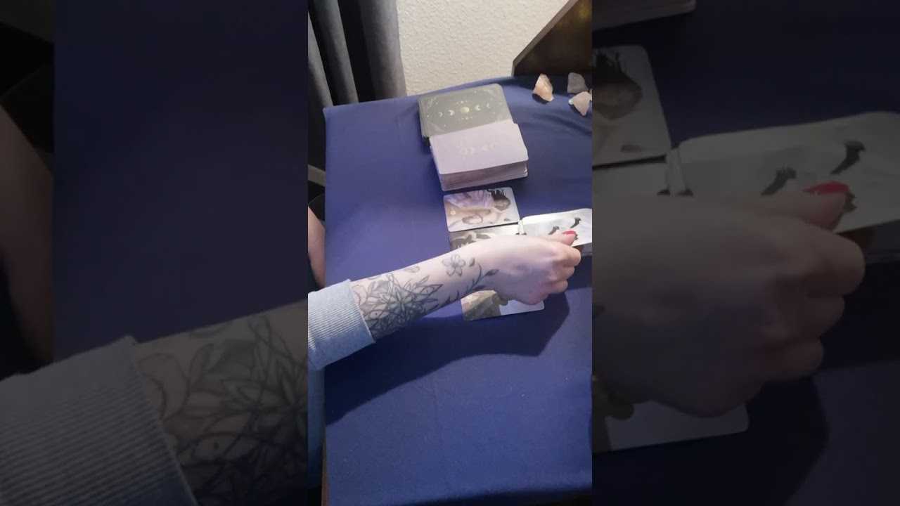 Tagesbotschaft ☕ Nachrichten sind unterwegs 🥰 #tarot #tarotreading #orakel #entwicklung #lenormand 