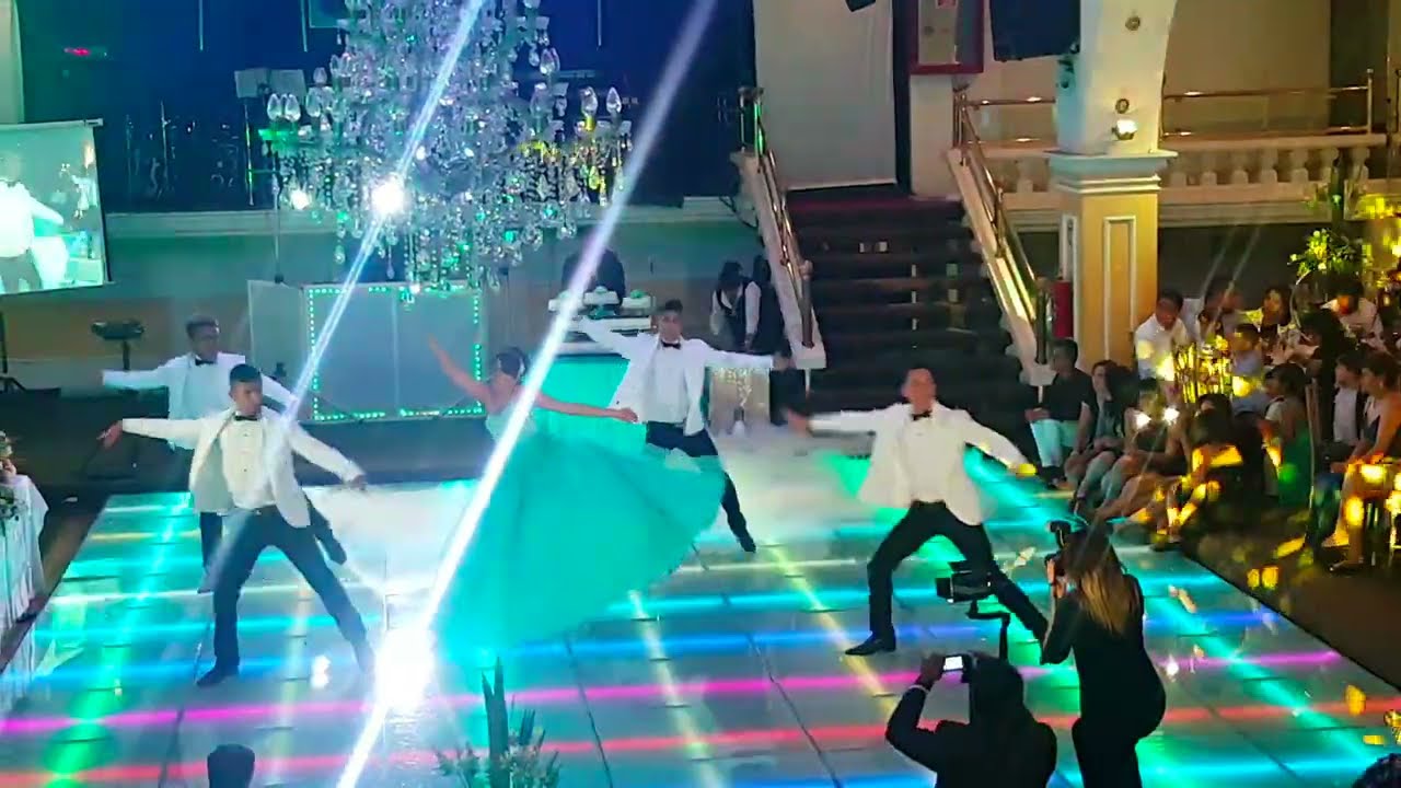 LOVE ON THE BRAIN RIHANA COREOGRAFIA VALS XV MEXICO
