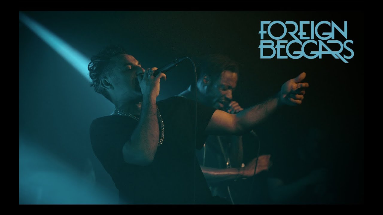 Foreign Beggars Ft. Skinnyman & DVS - Hold On (LIVE)