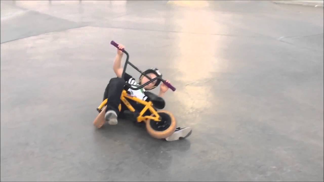 INSANE 7 YEAR OLD MINI BMX TRICKS | ROCCO PIAZZA