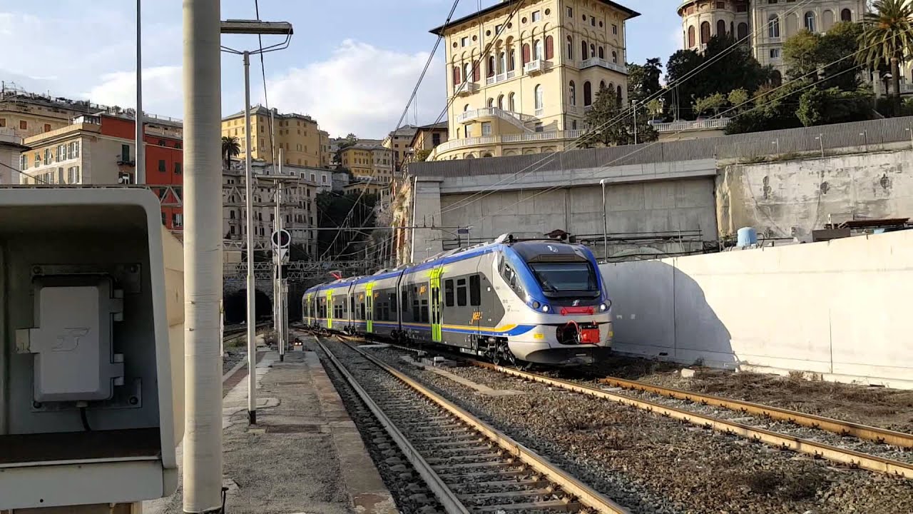 Transito di un Etr 425 Jazz a Genova Brignole