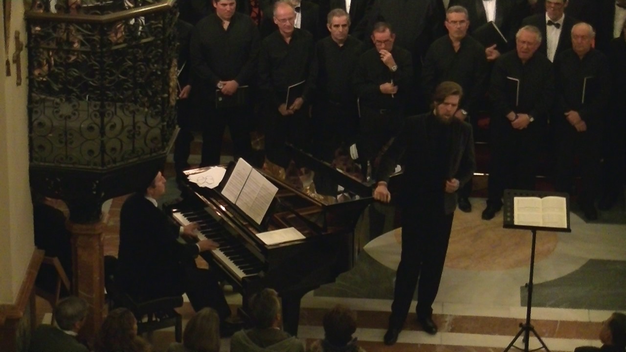 Caccini - Ave María.   David Lagares (Baritono) y José Luís Aldea (Piano)