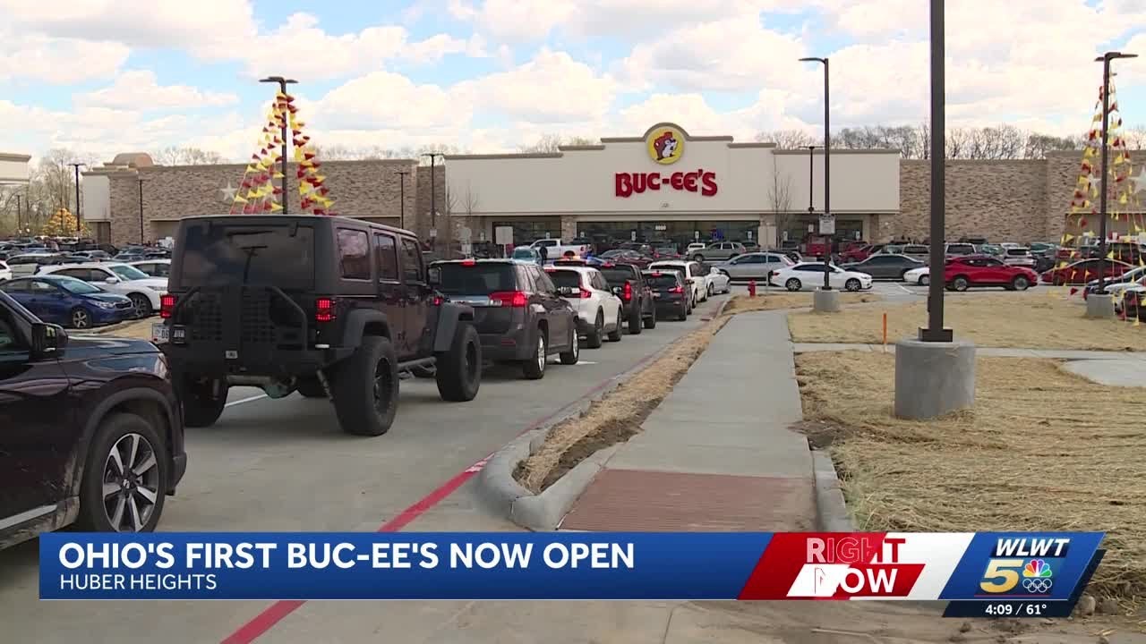 Ohio's first Buc-ee's opens to the public. Take a look inside