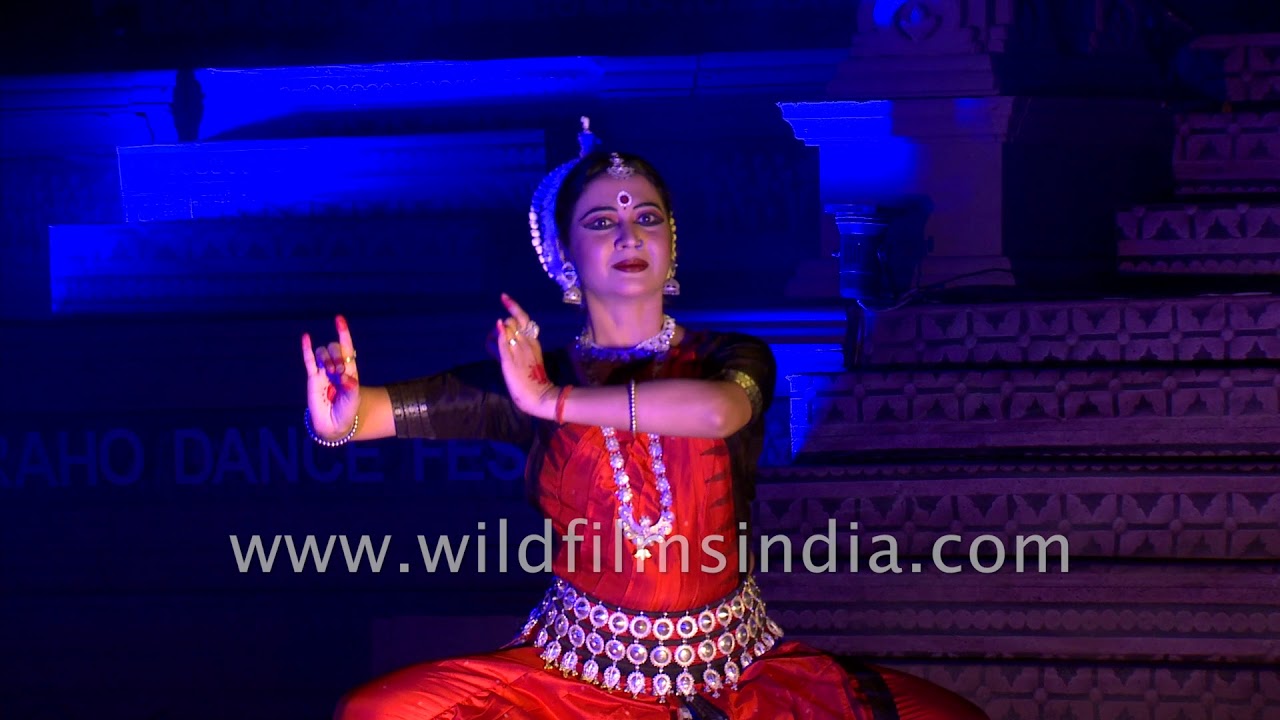 Odissi Dance form by Indian Classical Dancer Lipsa Satpathy